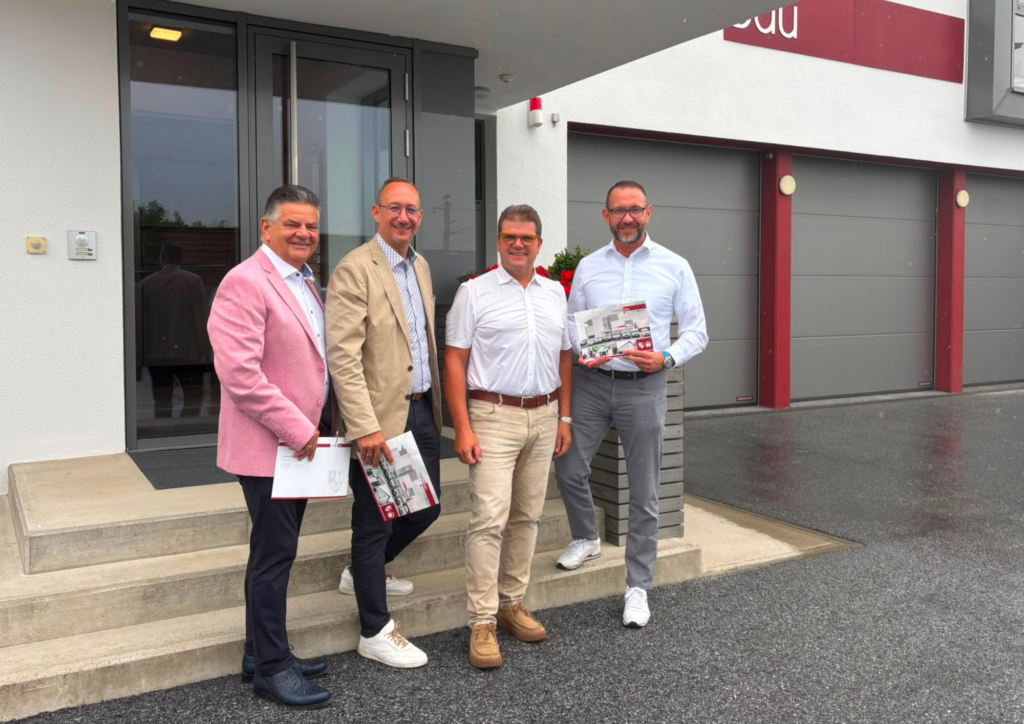 Die Vertreter des Wirtschaftsbundes bei Betriebsbesuchen.